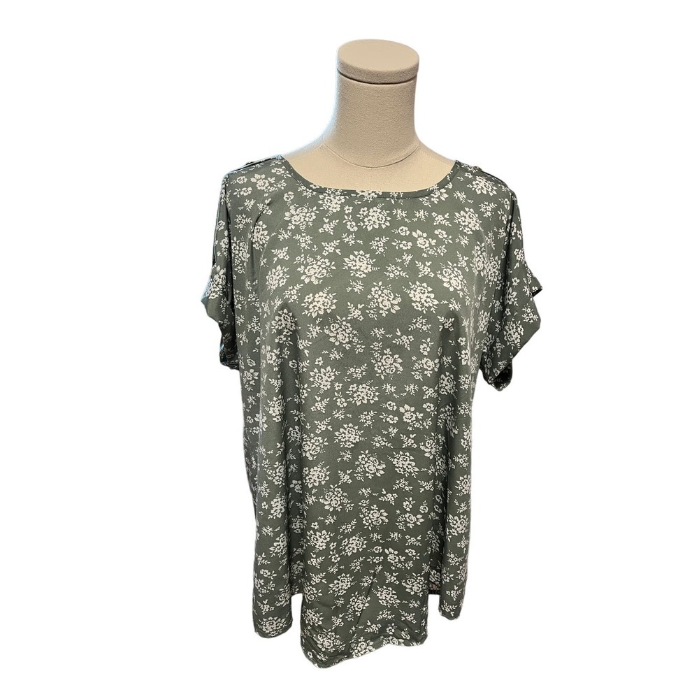 Speed Limit MPH Sage Green Floral Button-Shoulder Blouse Top Plus Size 1X​